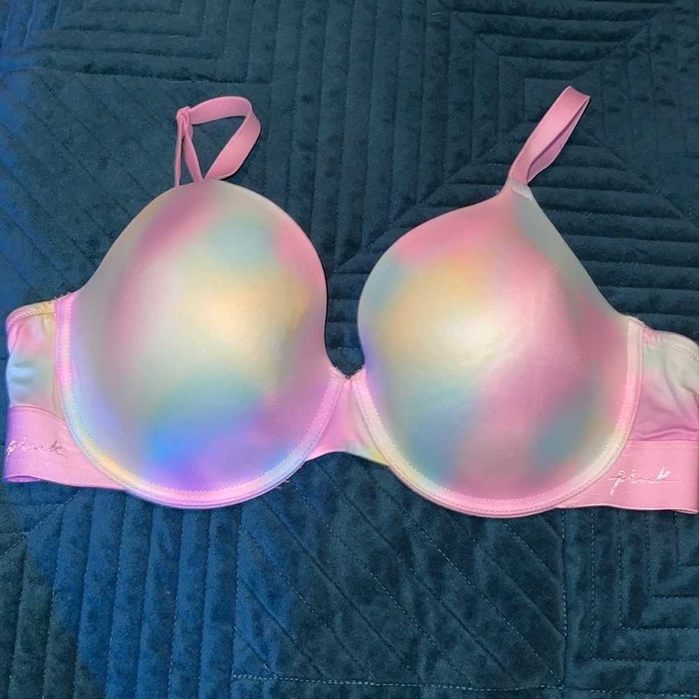 Victorias’s Secret PINK Everyday Bra 38D